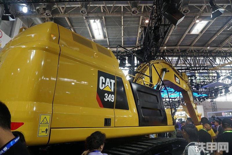卡特彼勒新一代CAT®349 液压挖掘机局部
