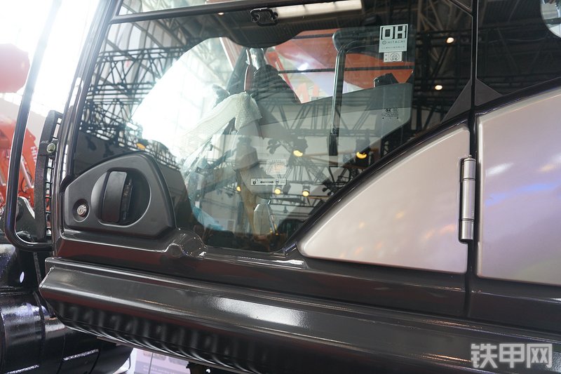 日立ZX360K-5A挖掘机局部