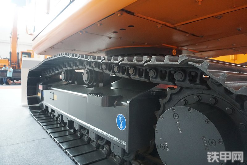 詹阳重工JY615F挖掘机局部