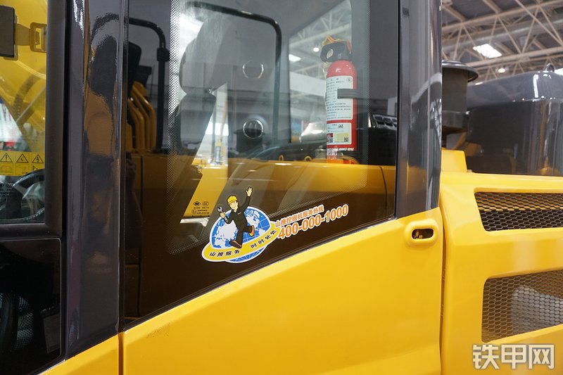 山推SE370LC-9W挖掘机局部