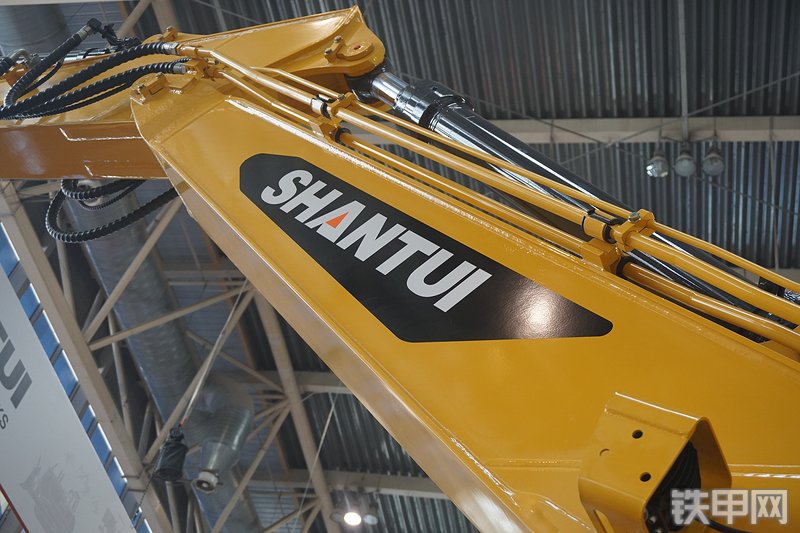 山推SE150-9挖掘机局部