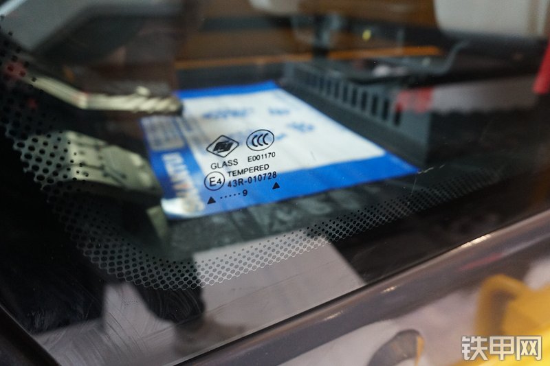 山推SE370LC-9W挖掘机局部