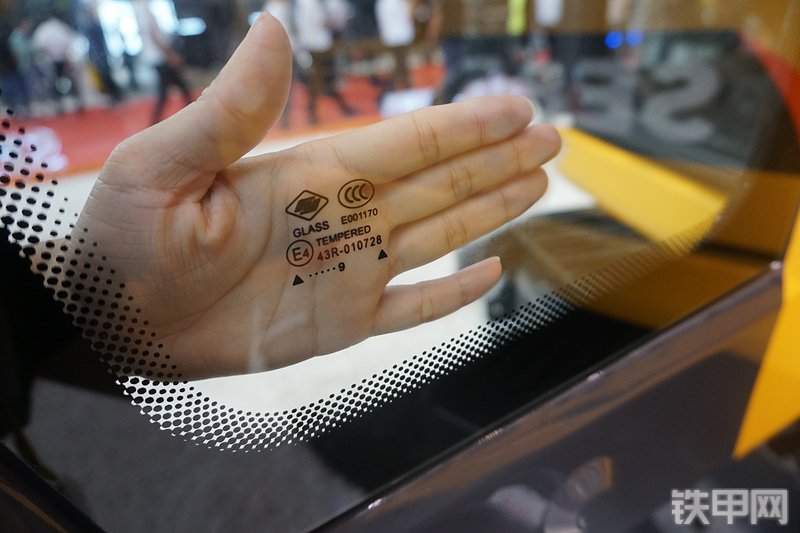 山推SE85-9挖掘机局部