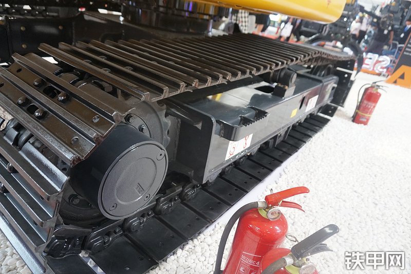 山推SE85-9挖掘机局部