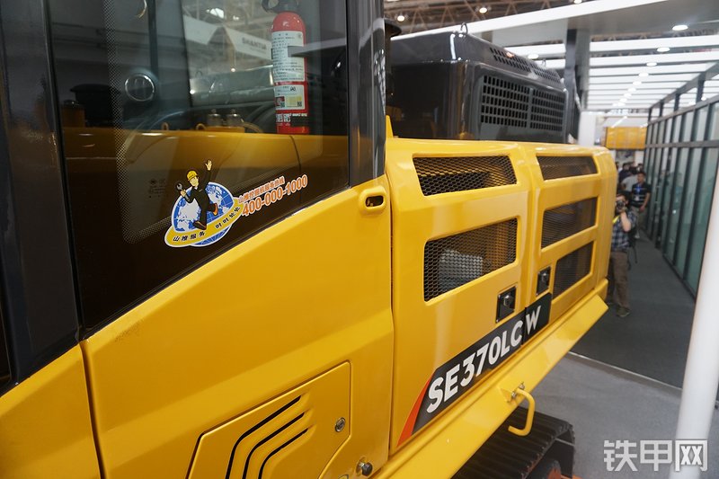 山推SE370LC-9W挖掘机局部