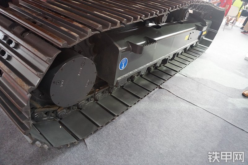 詹阳重工JY615F挖掘机局部