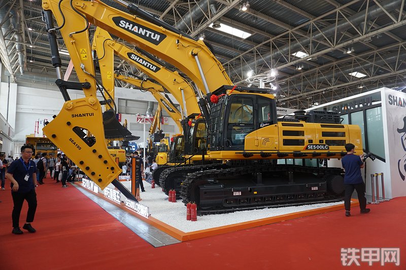 山推SE500LC-9挖掘机整机外观