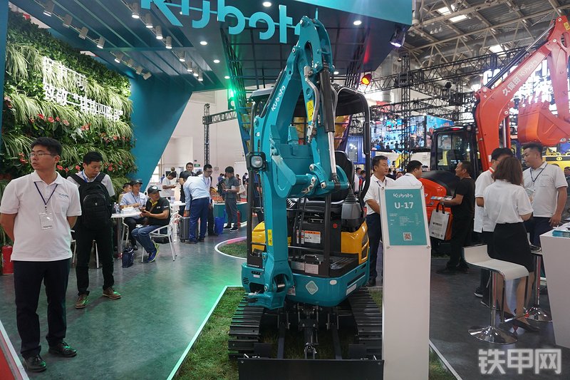 久保田U17-5挖掘机整机外观