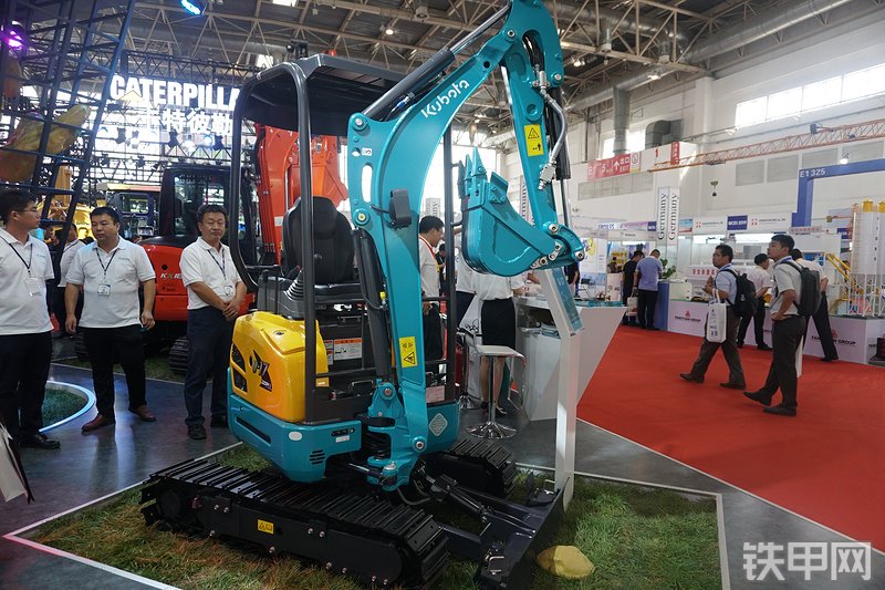 久保田U17-5挖掘机整机外观