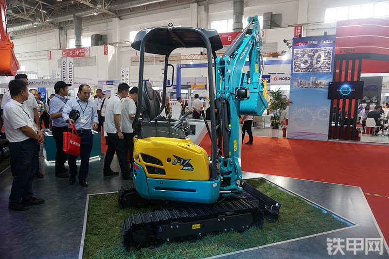 久保田U17-5挖掘机整机外观