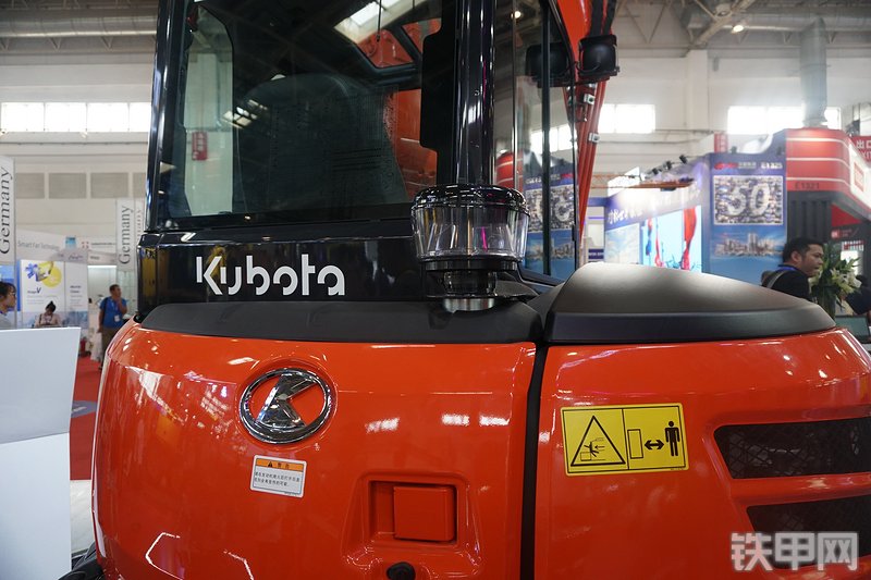 久保田KX163-5挖掘机局部