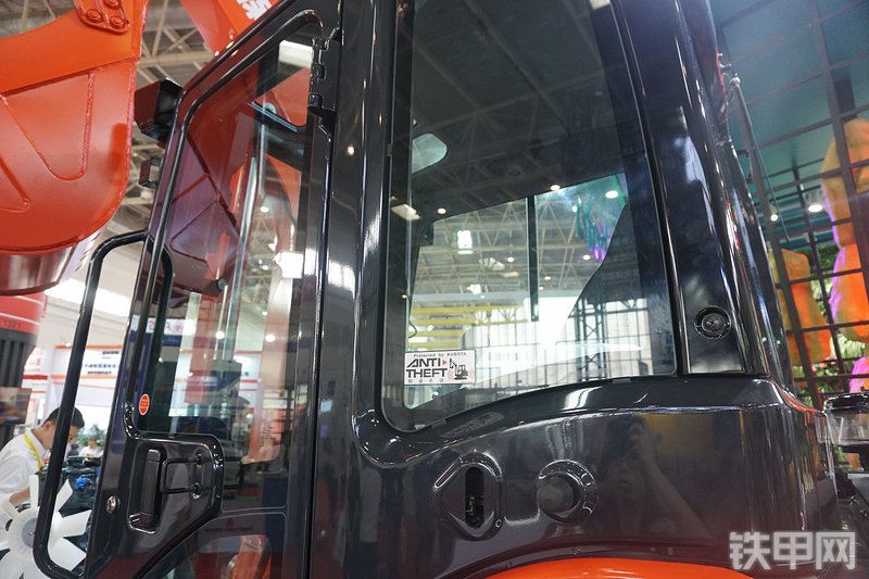 久保田KX163-5挖掘机局部