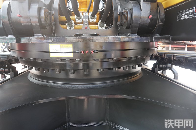 三一重工SY415H挖掘机局部