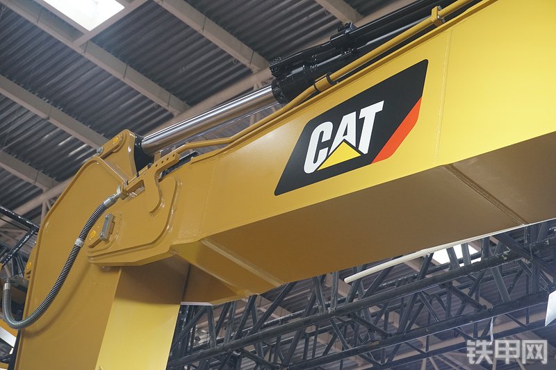 卡特彼勒新一代CAT®345 GC 液压挖掘机局部