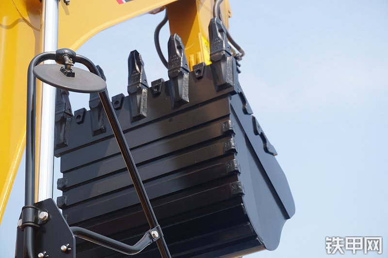 三一重工SY415H挖掘机局部