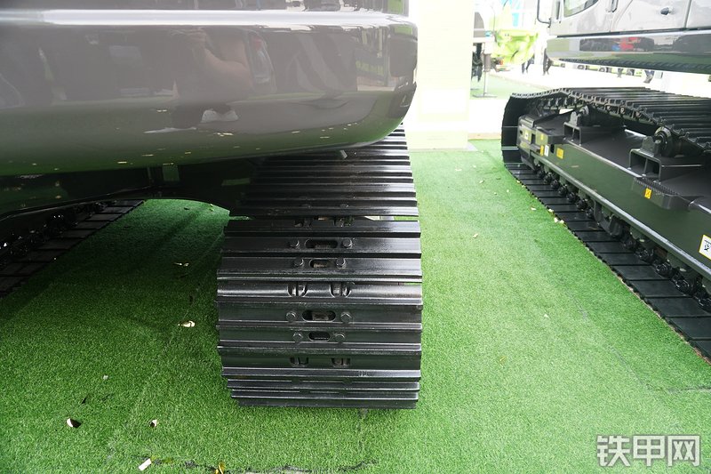 中联重科ZE205E-10挖掘机局部