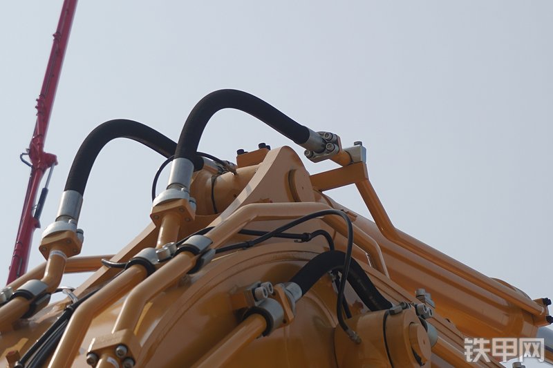 山东临工E6500F挖掘机局部