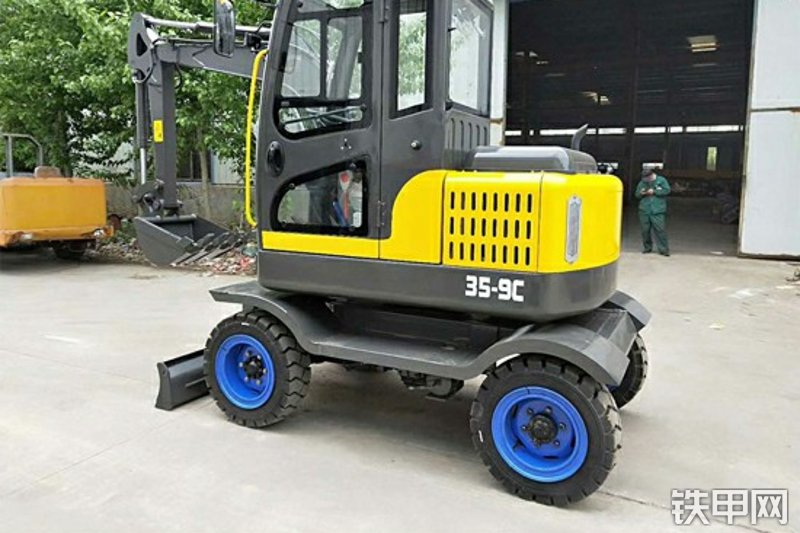山东立派pw35-9c挖掘机