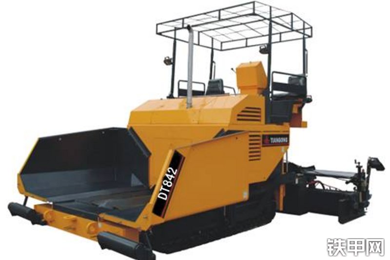 天工DT842沥青摊铺机整机外观