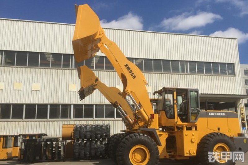 厦盛机械XM956L装载机整机外观
