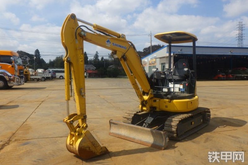 小松PC30MR-5挖掘机整机外观