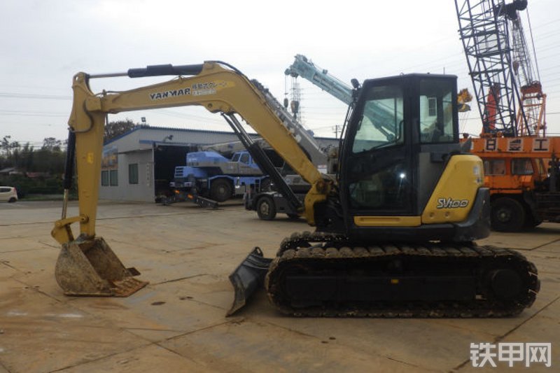 洋马SV100-2挖掘机整机外观