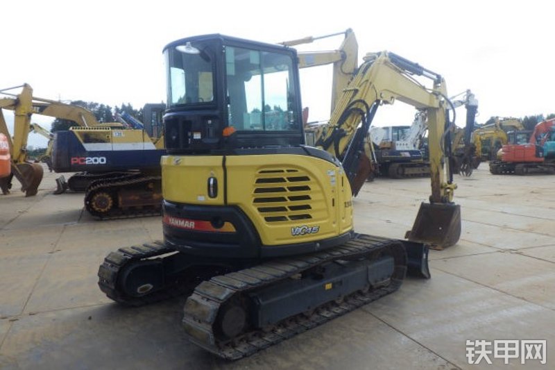 洋马VIO45-6挖掘机整机外观