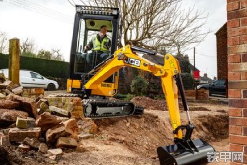 杰西博8010履带式挖掘机