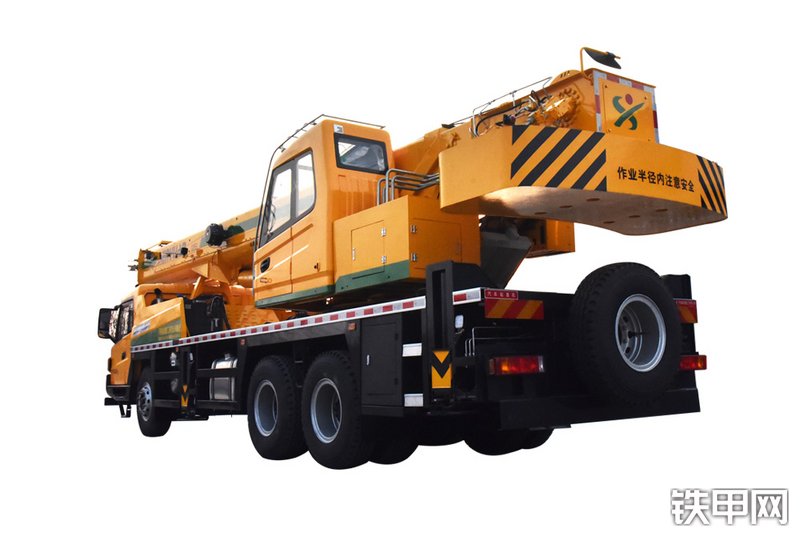 森源重工森源重工25吨东风底盘起重机起重机整机外观