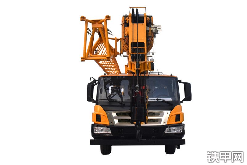 森源重工森源重工25吨东风底盘起重机起重机整机外观