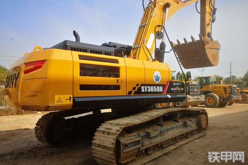 三一重工sy365bh履带式挖掘机