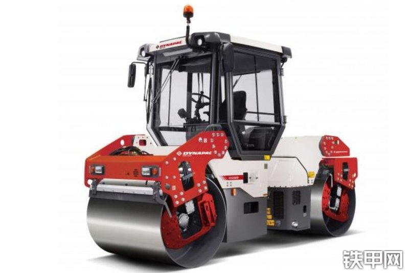 戴纳派克CC2200压路机整机外观