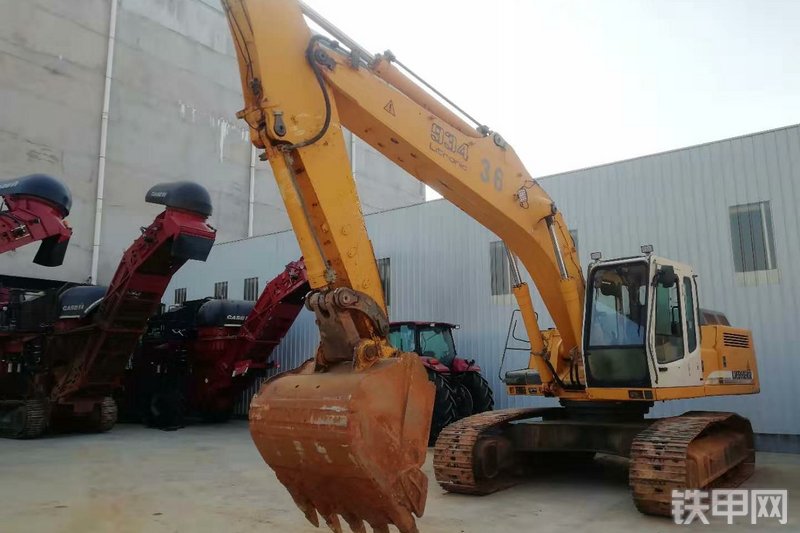 利勃海尔r934bhdsl履带式挖掘机