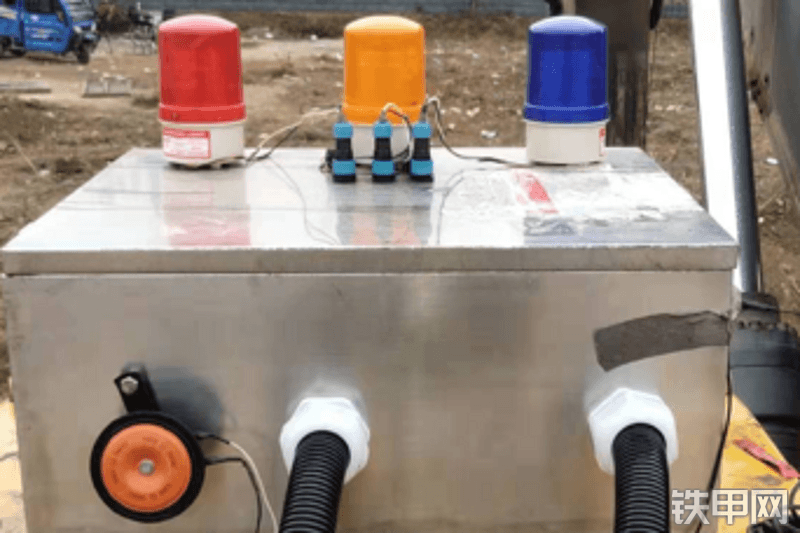 拓疆者拓疆者远程遥控设备智能设备整机外观