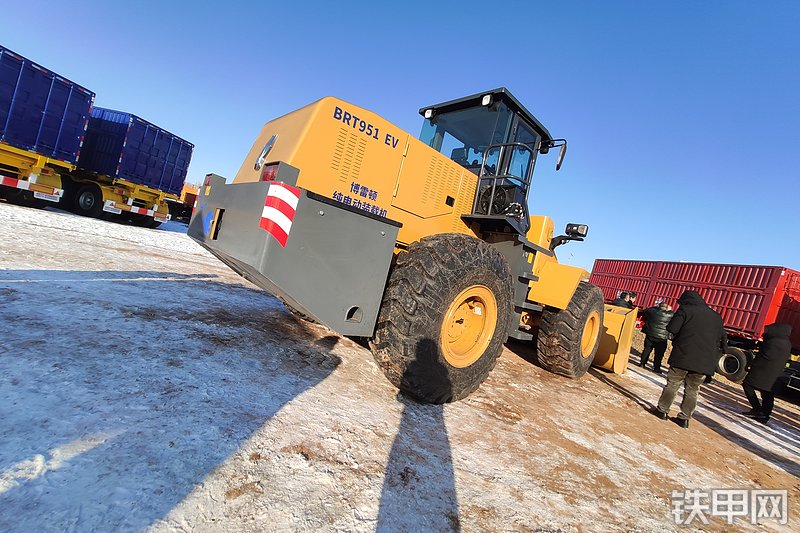 博雷顿BRT951EV装载机整机外观