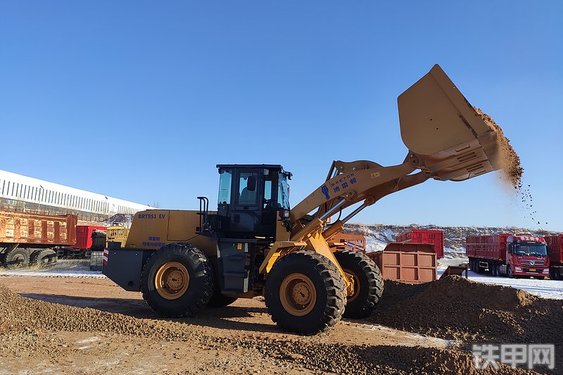 博雷顿BRT951EV装载机整机外观