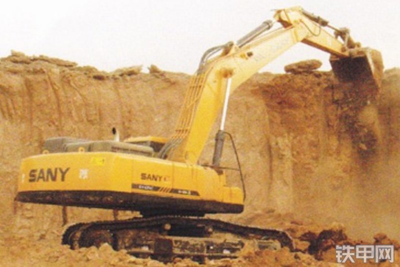 三一重工SY425H挖掘机整机外观
