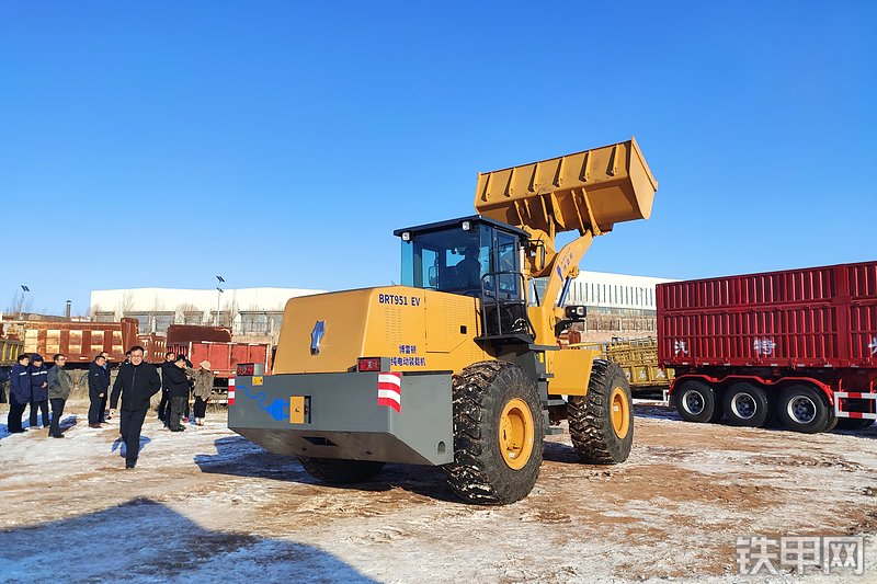 博雷顿BRT951EV装载机整机外观