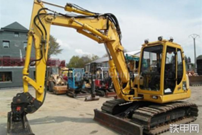 小松PC75挖掘机整机外观