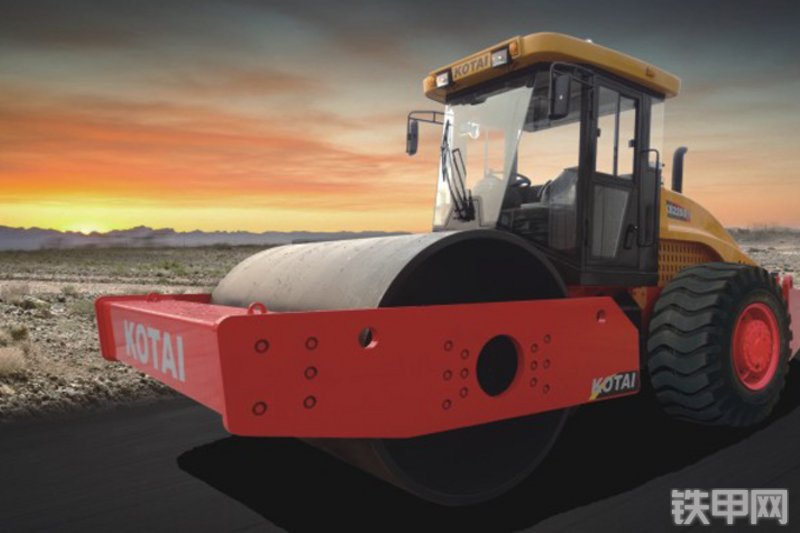 科泰重工 KS225HDS-2压路机整机外观