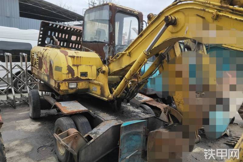 鑫奥XA70-7挖掘机整机外观