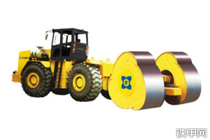 厦工xg63213c冲击式压路机