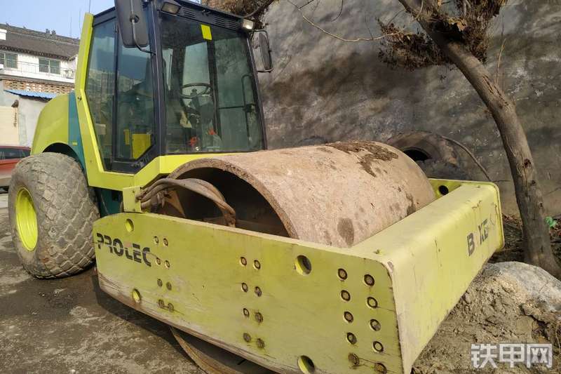 宝实捷y32单钢轮压路机