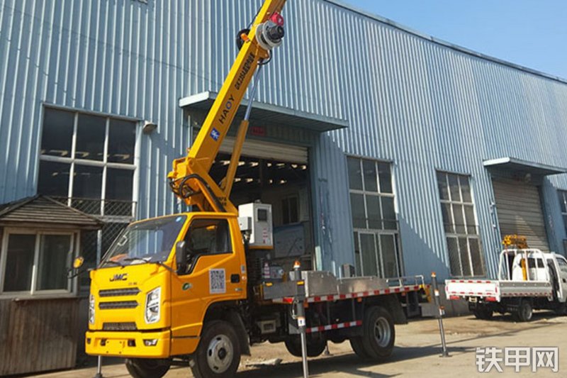 昊意科技江铃23米蓝牌高空作业机械整机外观