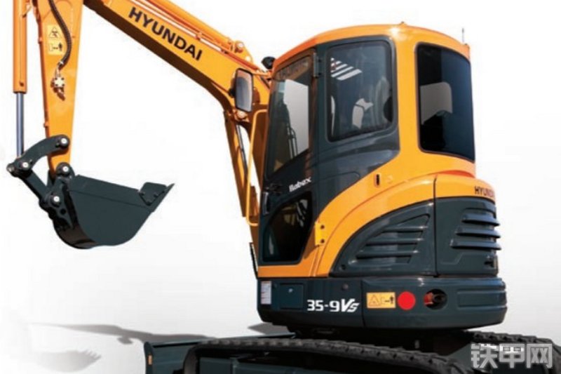 现代R35-9VS挖掘机整机外观