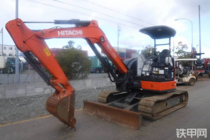 日立ZX40U-5A挖掘机整机外观