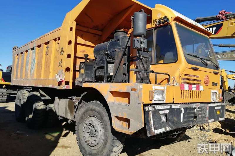 鹏翔宽体车pengxiangkuanti矿用自卸车