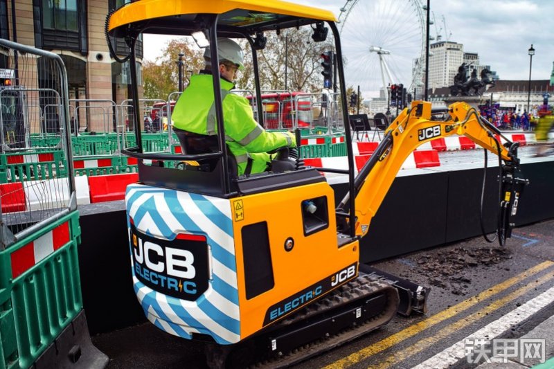 杰西博JCB19C-1E挖掘机整机外观