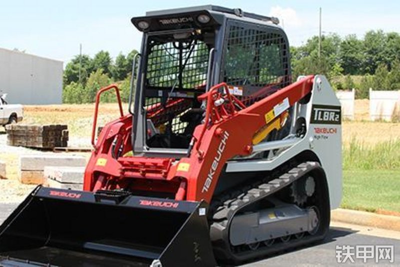 竹内tl8r2履带式装载机