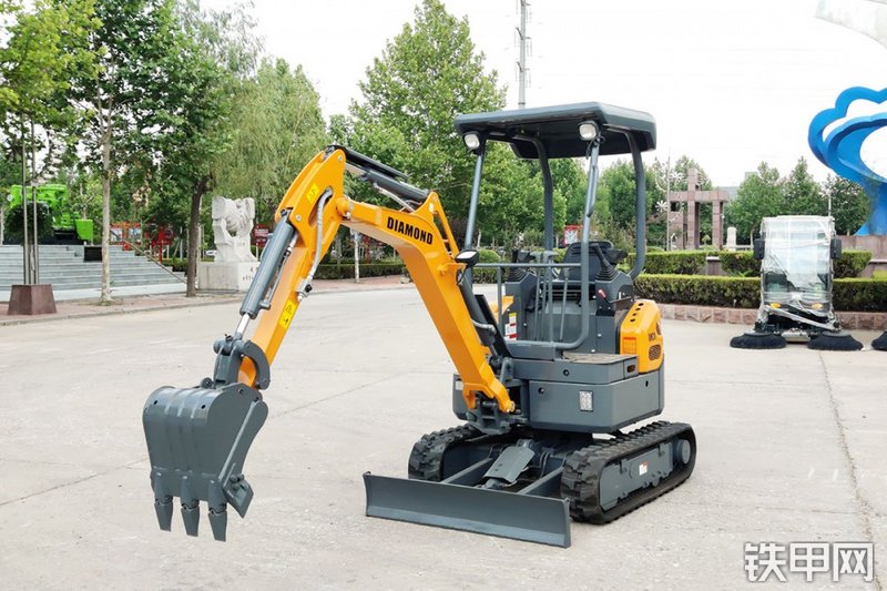 帝盟重工dm20履带式挖掘机